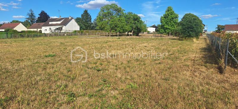Terrain constructible - 1 404 m²