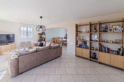 Maison - 145 m² - 5 pièces