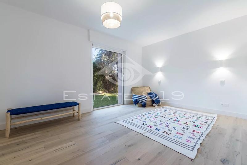 Villa - 225 m² - 6 pièces