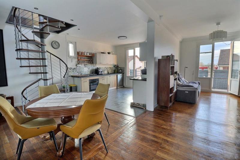 Maison - 133 m² - 6 pièces