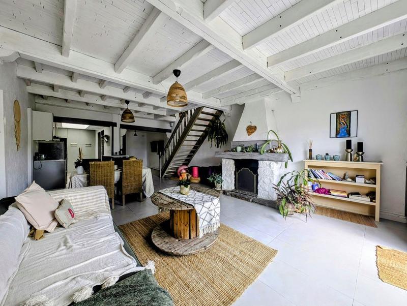 Propriété - 150 m² - 6 pièces