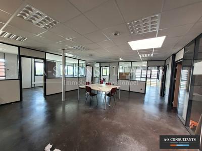 Local d'activité / Entrepôt - 624 m²