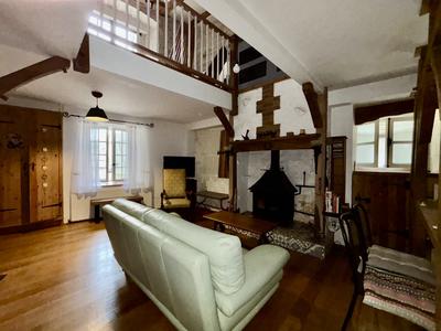 Maison - 93 m² - 5 pièces