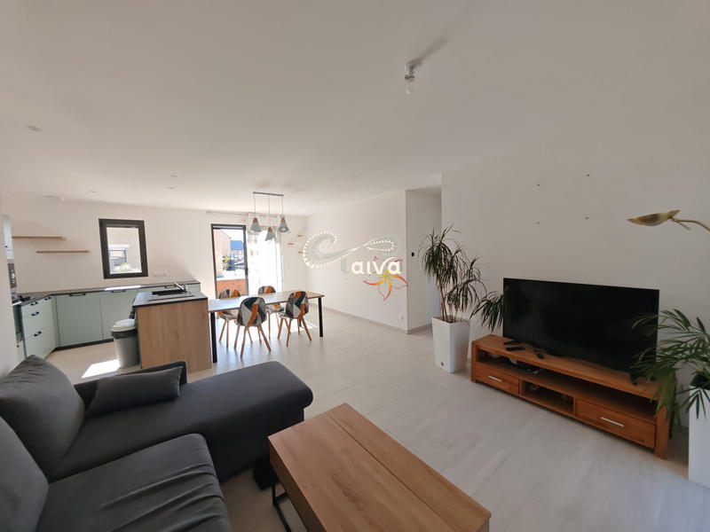 Maison contemporaine - 81 m² - 6 pièces