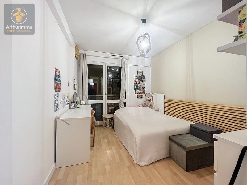 Appartement - 84 m² - 4 pièces