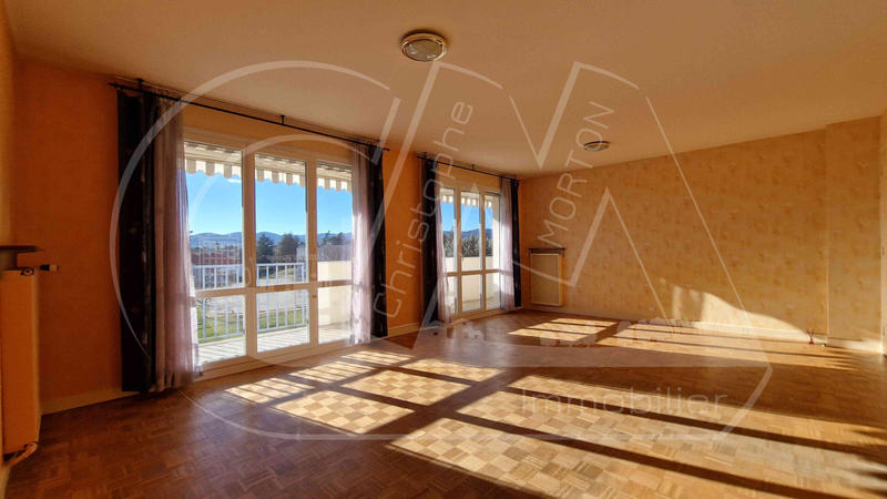 Appartement - 77 m² - 3 pièces