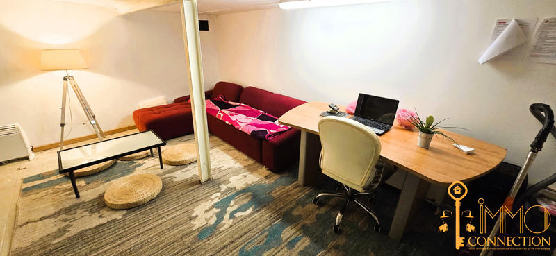 Fonds de commerce - Magasins - 107 m²