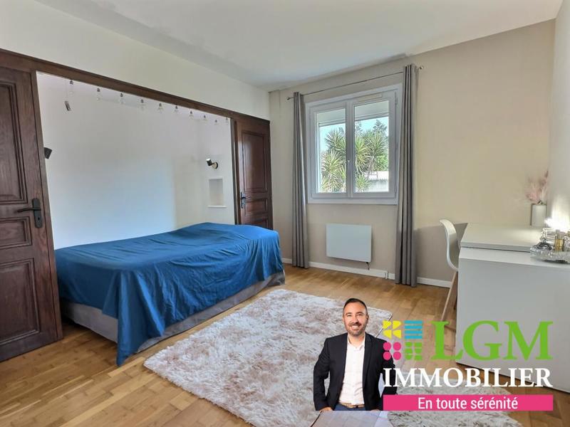 Villa - 245 m² - 7 pièces