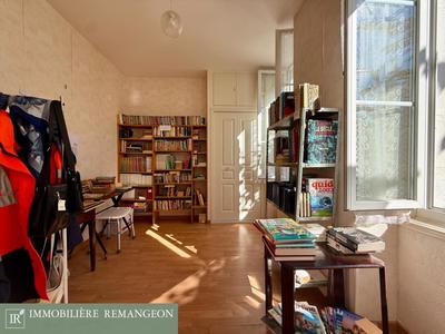 Immeuble - 185 m² - 9 pièces