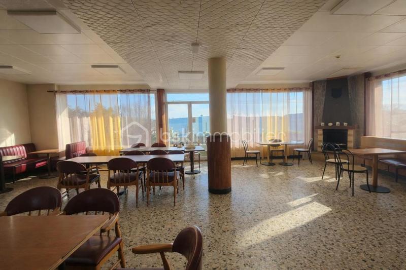 Immeuble - 900 m² - 30 pièces