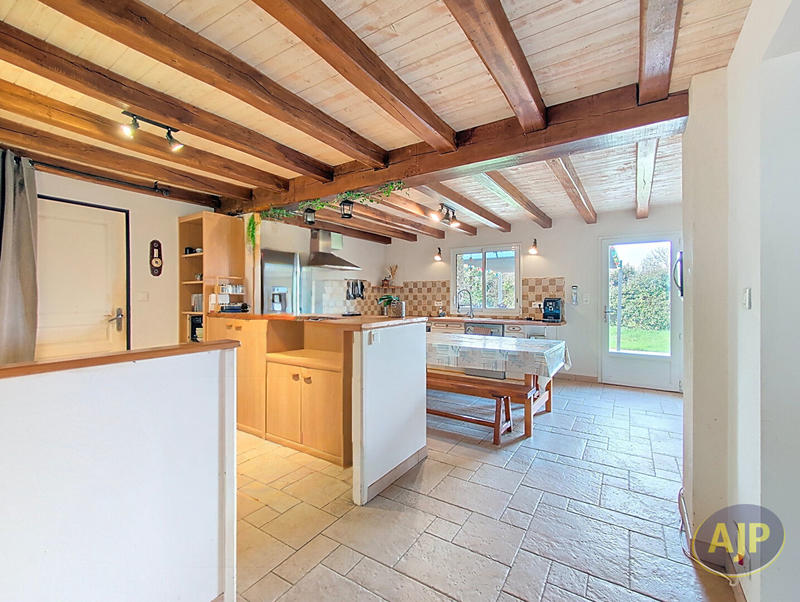 Maison - 170 m² - 7 pièces