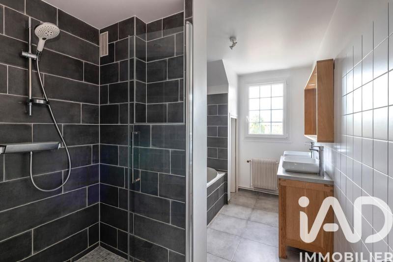 Maison - 132 m² - 7 pièces