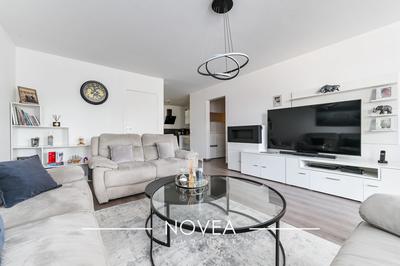 Appartement - 77 m² - 3 pièces