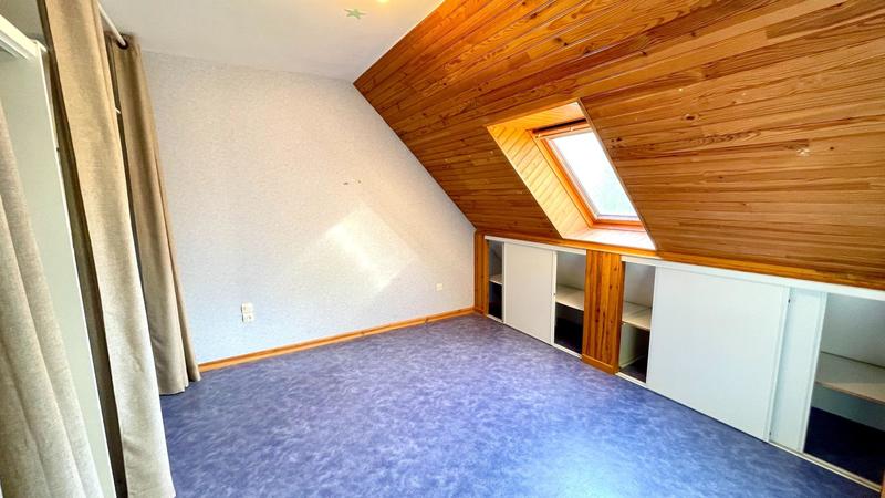 Maison - 111 m² - 6 pièces