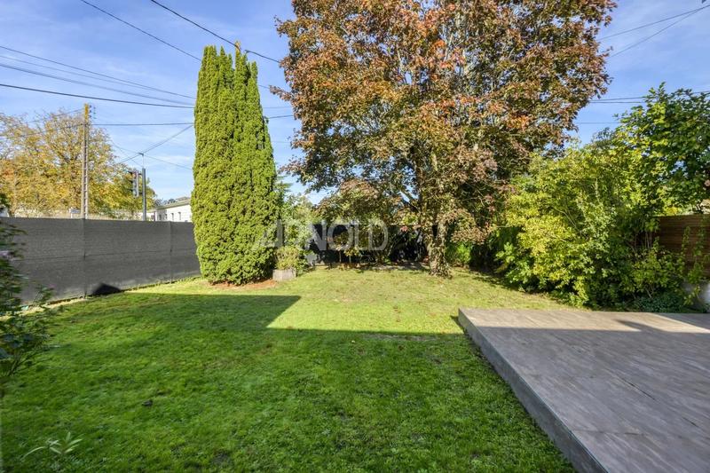 Maison - 158 m² - 7 pièces