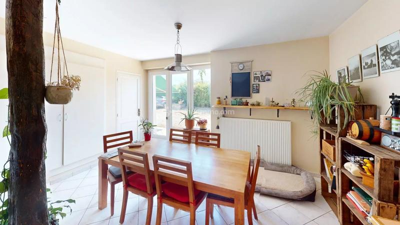 Maison - 180 m² - 5 pièces