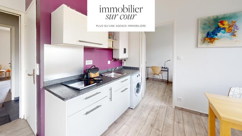 Local d'activité / Entrepôt - 326 m² - 20 pièces