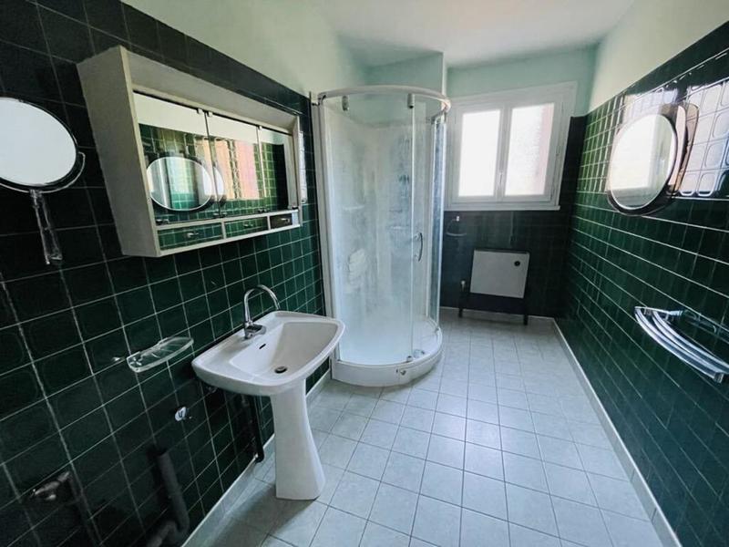 Appartement - 97 m² - 3 pièces