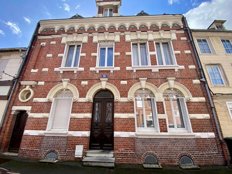 Maison - 192 m² - 6 pièces