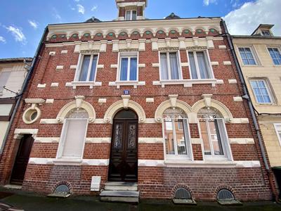 Maison - 192 m² - 6 pièces