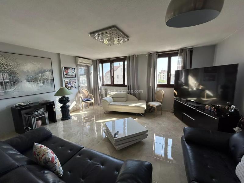 Appartement - 87 m² - 4 pièces