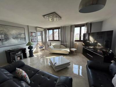 Appartement - 87 m² - 4 pièces