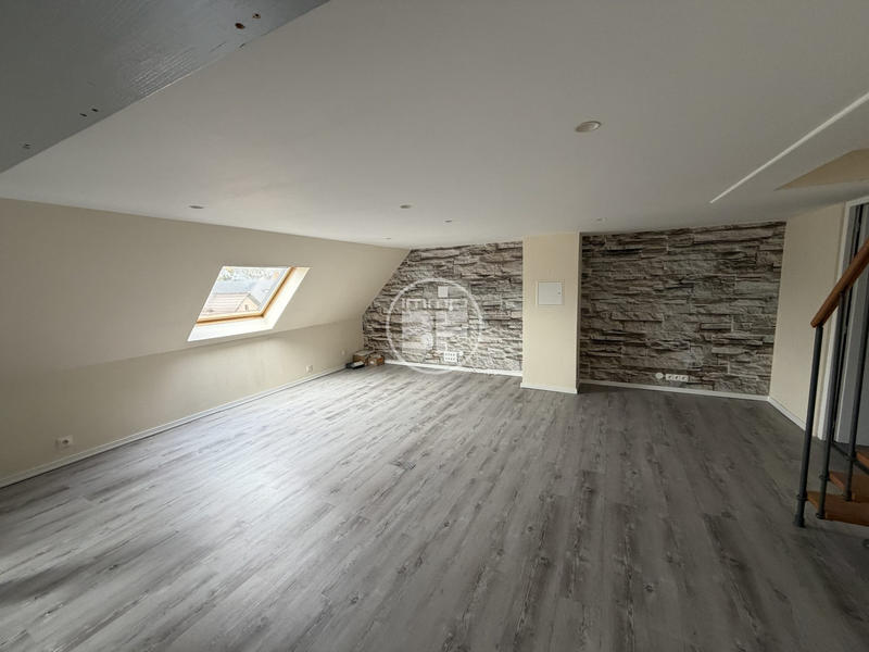 Appartement - 125 m² - 5 pièces