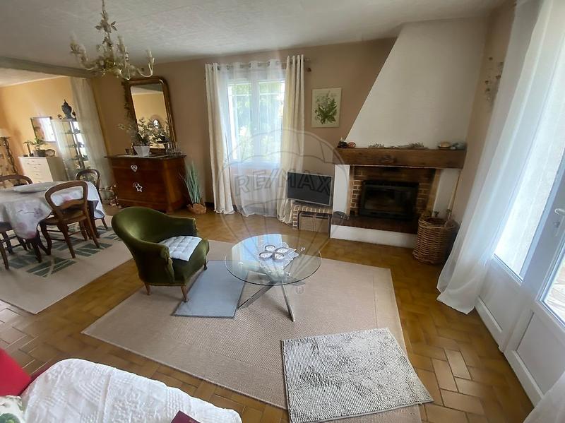 Maison - 96 m² - 4 pièces