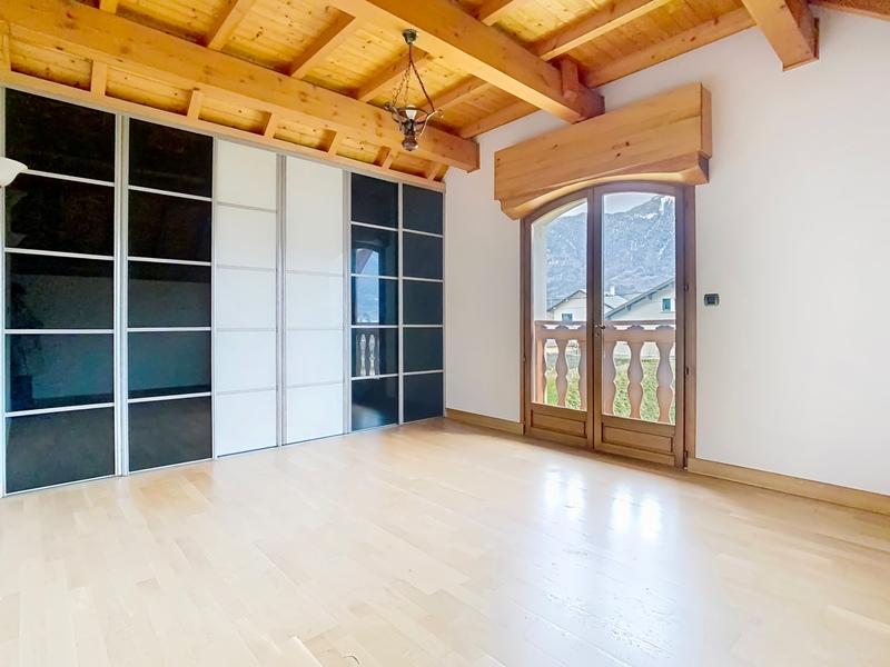 Maison - 193 m² - 5 pièces