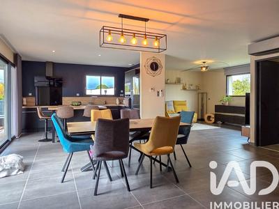 Maison - 116 m² - 6 pièces