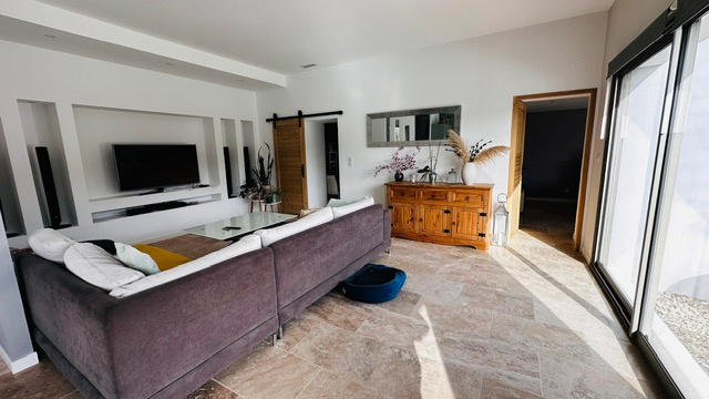 Villa - 157 m² - 8 pièces