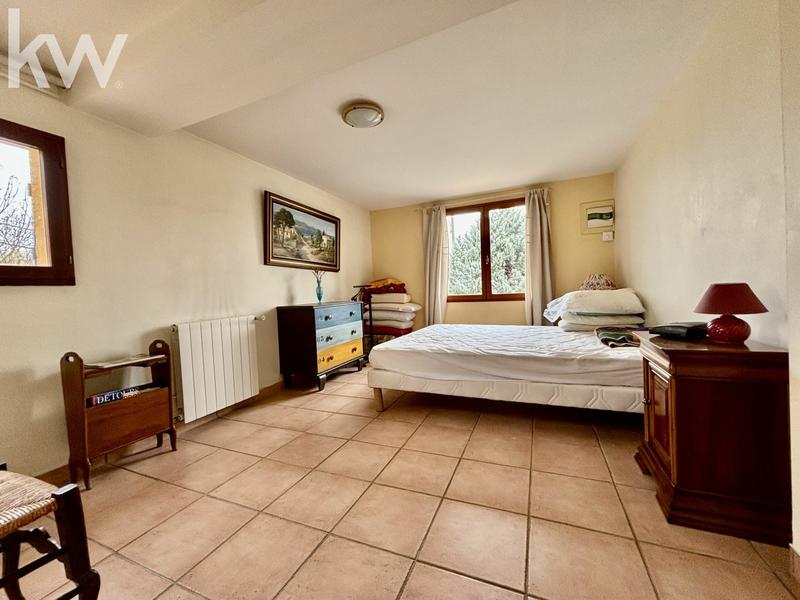 Maison provençale - 181 m² - 7 pièces