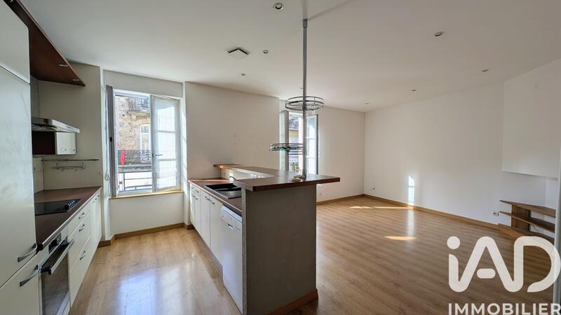 Appartement - 64 m² - 3 pièces