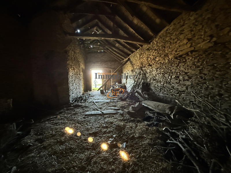 Maison - 260 m² - 5 pièces