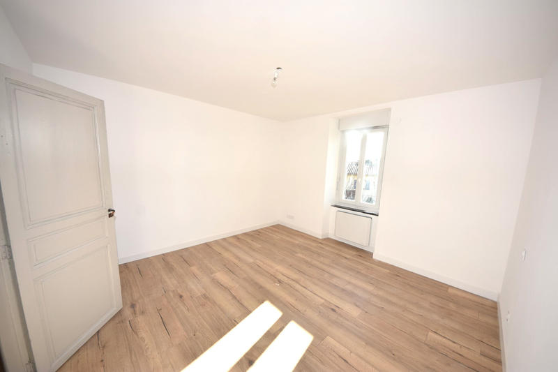 Maison - 193 m² - 6 pièces