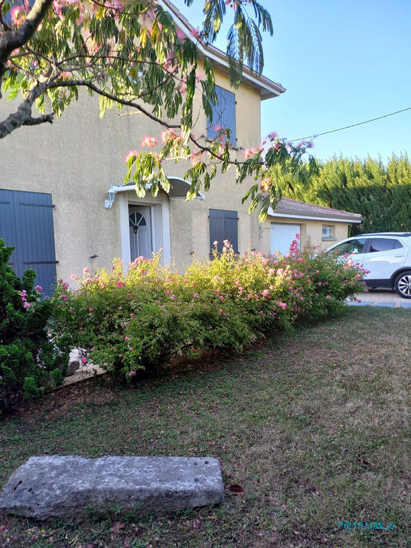 Maison - 91 m² - 4 pièces