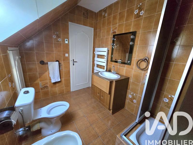 Maison - 136 m² - 6 pièces