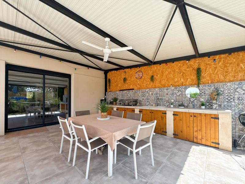 Maison - 185 m² - 4 pièces