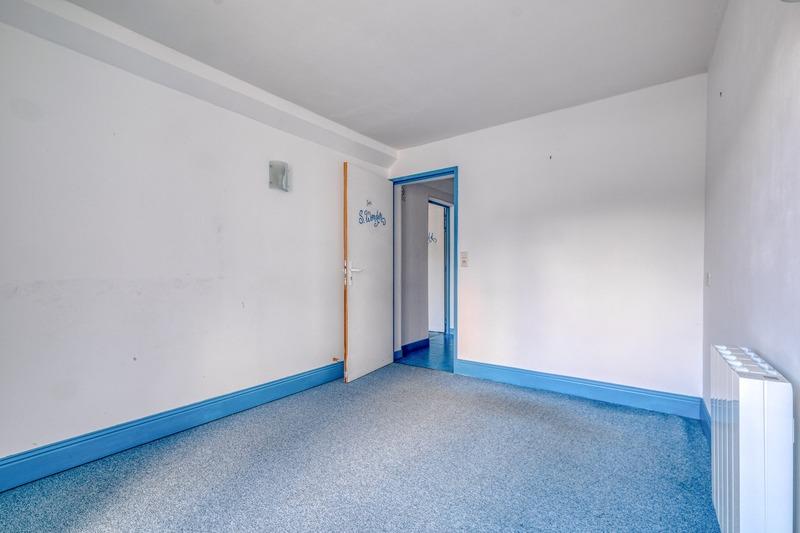 Maison - 143 m² - 7 pièces