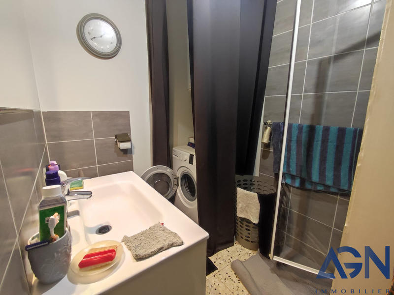 Immeuble - 259 m² - 15 pièces