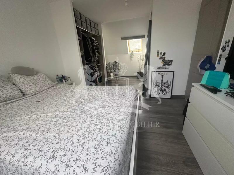 Maison - 112 m² - 8 pièces