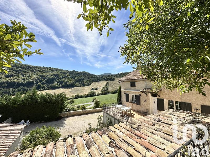 Maison de campagne - 325 m² - 6 pièces