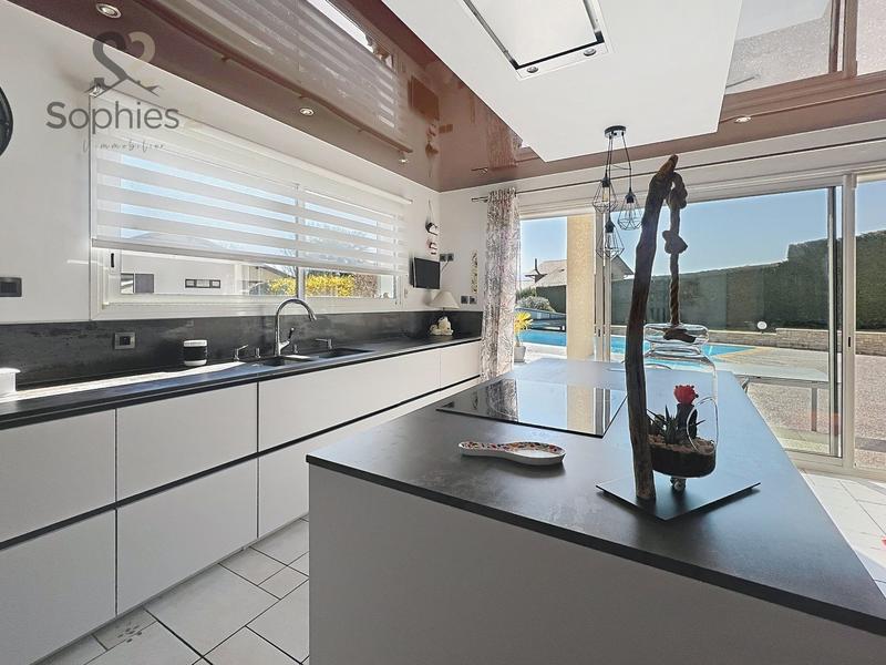 Maison - 169 m² - 5 pièces