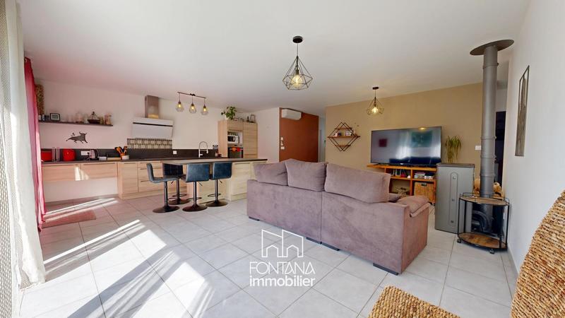 Maison - 93 m² - 4 pièces