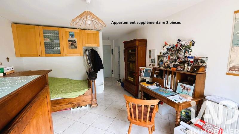 Maison - 269 m² - 15 pièces
