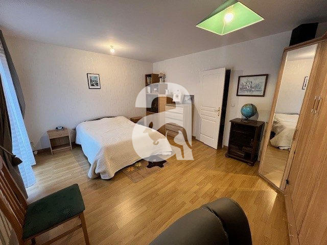 Appartement - 98 m² - 4 pièces