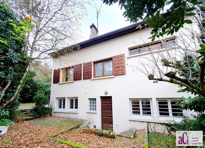 Maison - 122 m² - 5 pièces