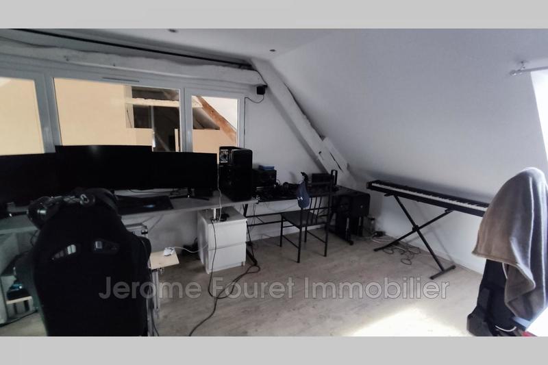 Maison en pierre - 256 m² - 7 pièces