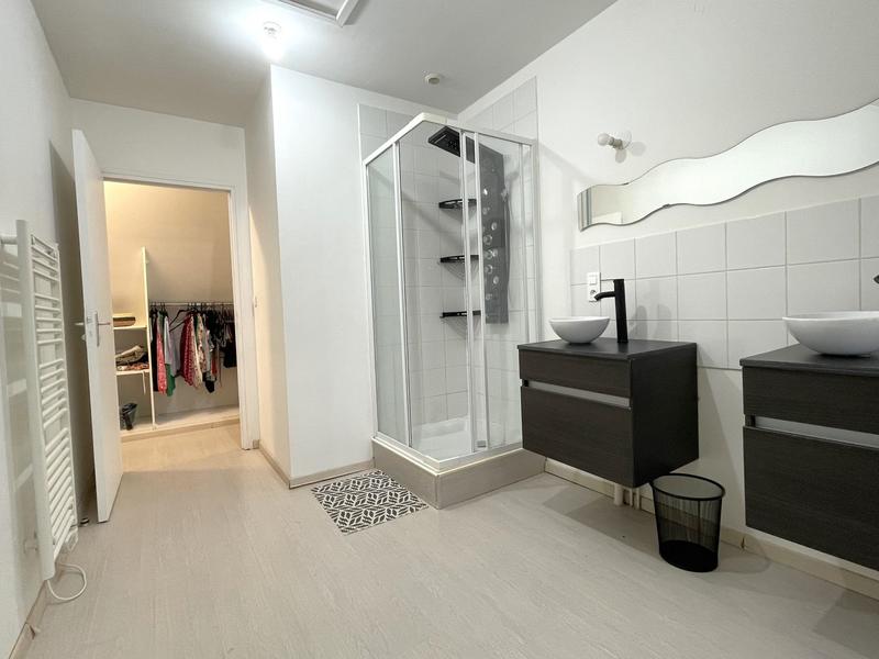 Maison - 168 m² - 5 pièces