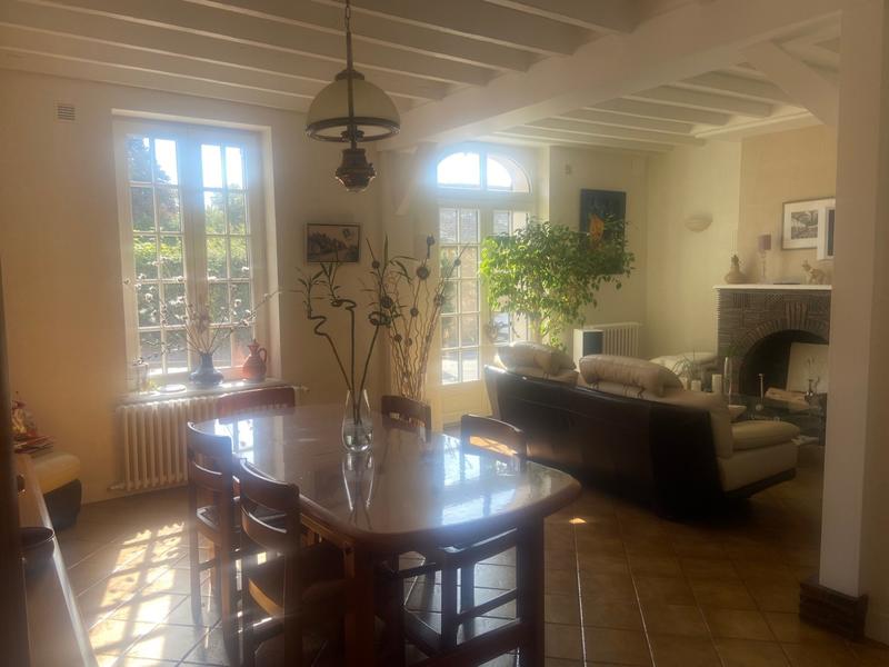 Maison - 122 m² - 5 pièces